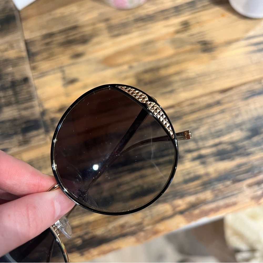 BVLGARI Black Round Sunglasses - Picture 3 of 9